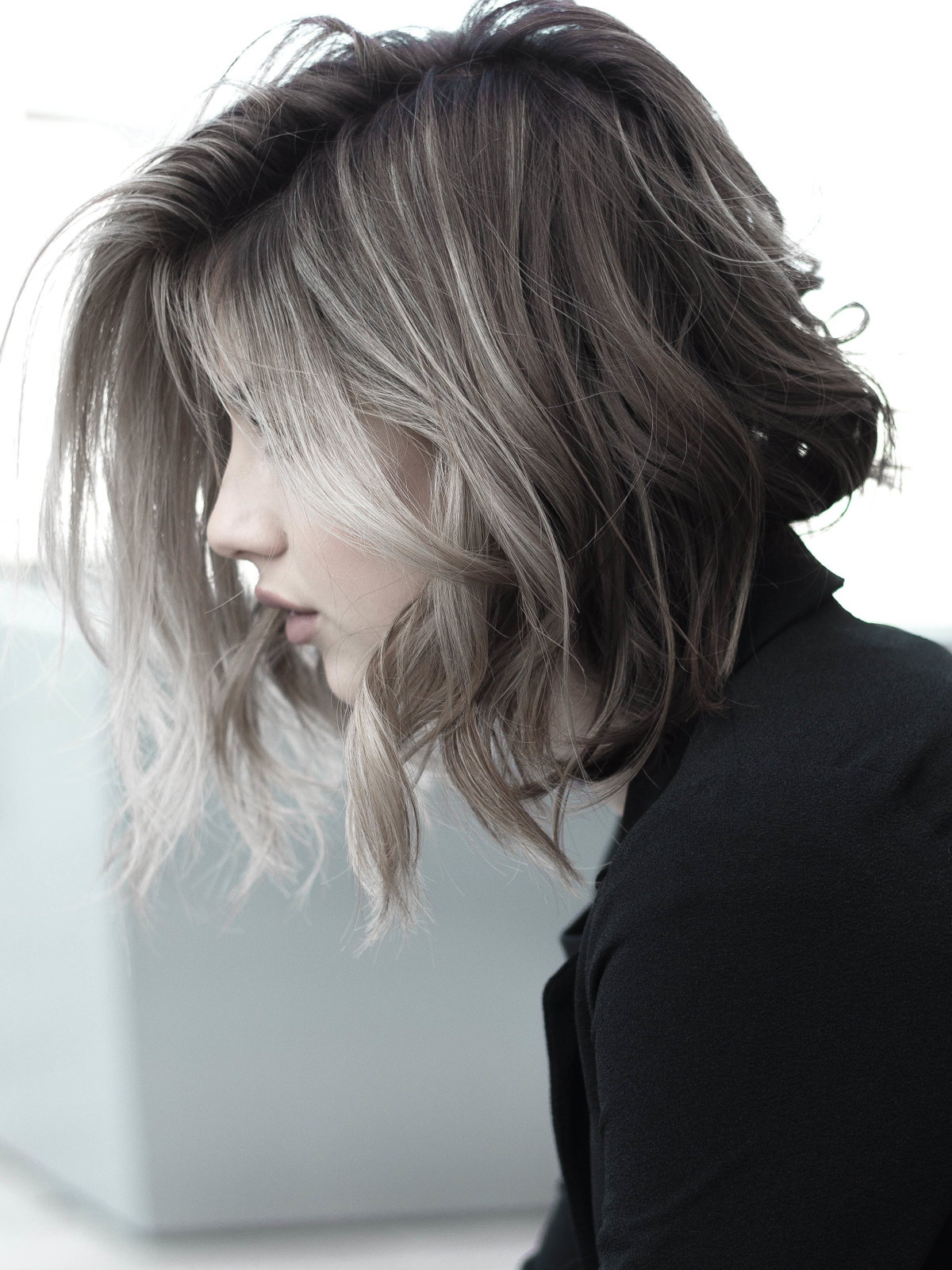 Mädchen mir grauen Haaren