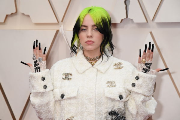 Billie Eilish: Tränenreiches Geständnis! Ist der Druck zu hoch?