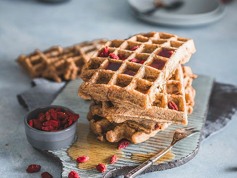 Diese Haferflocken-Waffeln ohne Mehl halten Sie lange satt