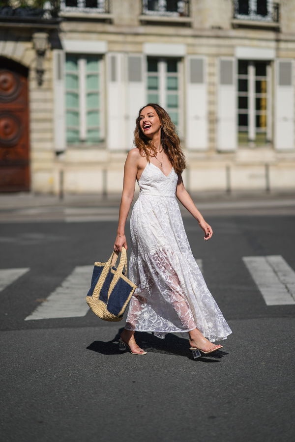Modetrend 2021: Dieses H&M-Sommerkleid unter 20 Euro steht jeder Frau 