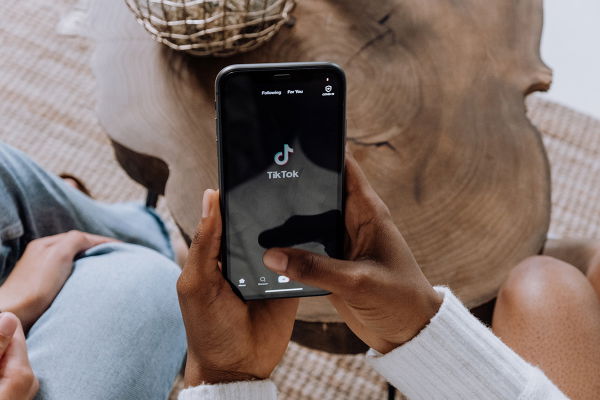 OnlyFans: DIESE TikTok Stars starten Account