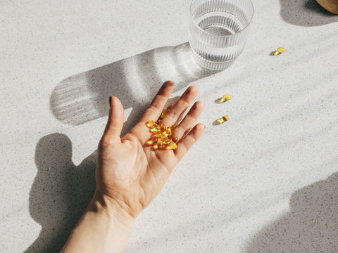 Vitamin D und Schlaf: Hilft es abends beim Einschlafen?