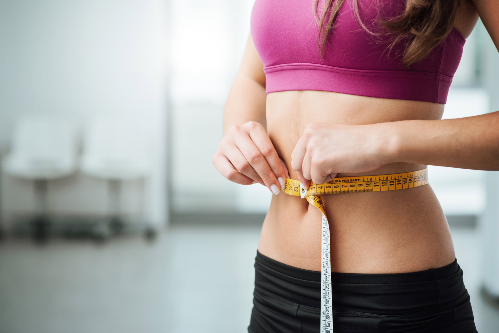 Fitness 2022: Die 4 besten Übungen für eine schmale Taille