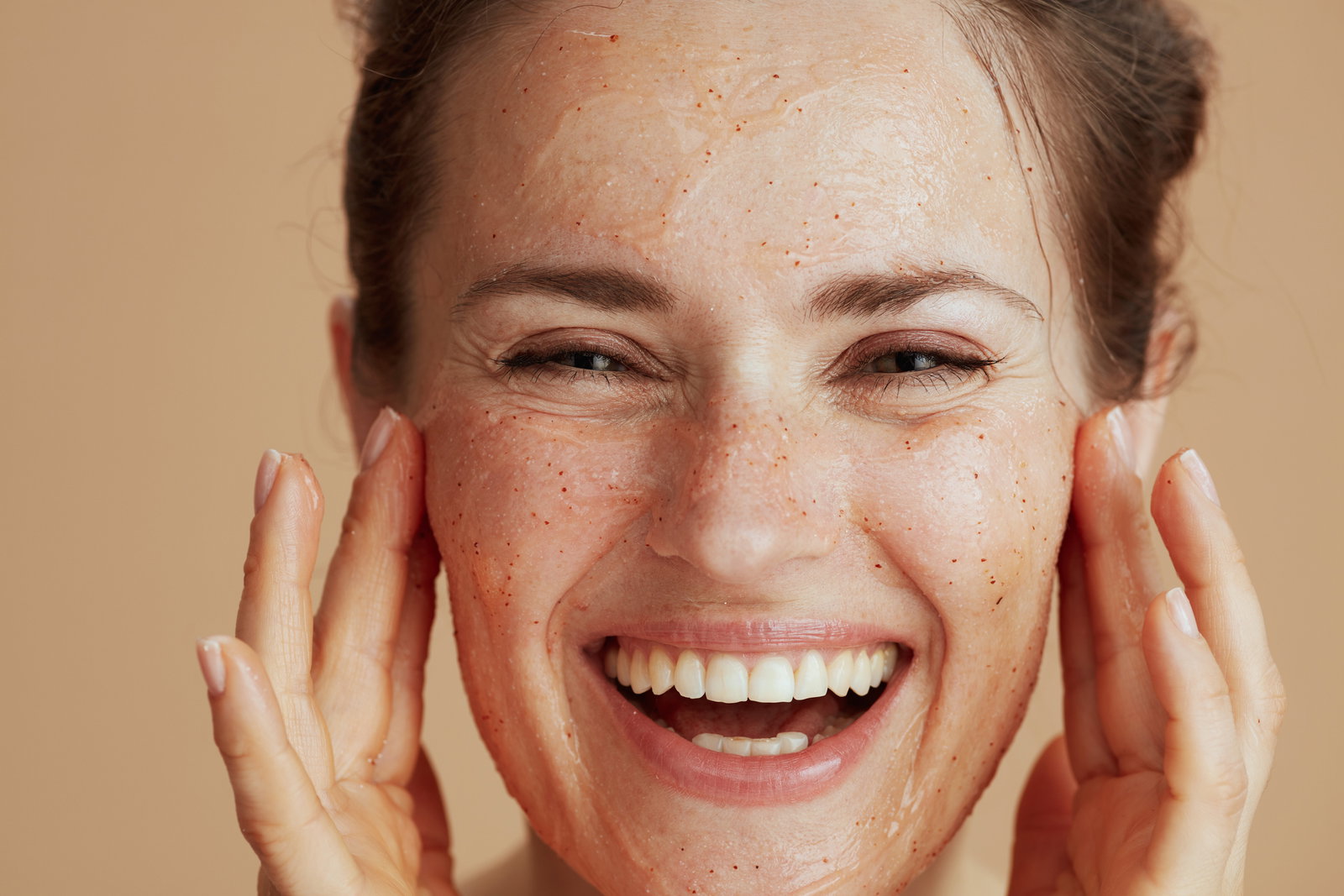 Öko-Test 2024: Dieses 1,50-Euro-Peeling aus der Drogerie ist "sehr gut" 