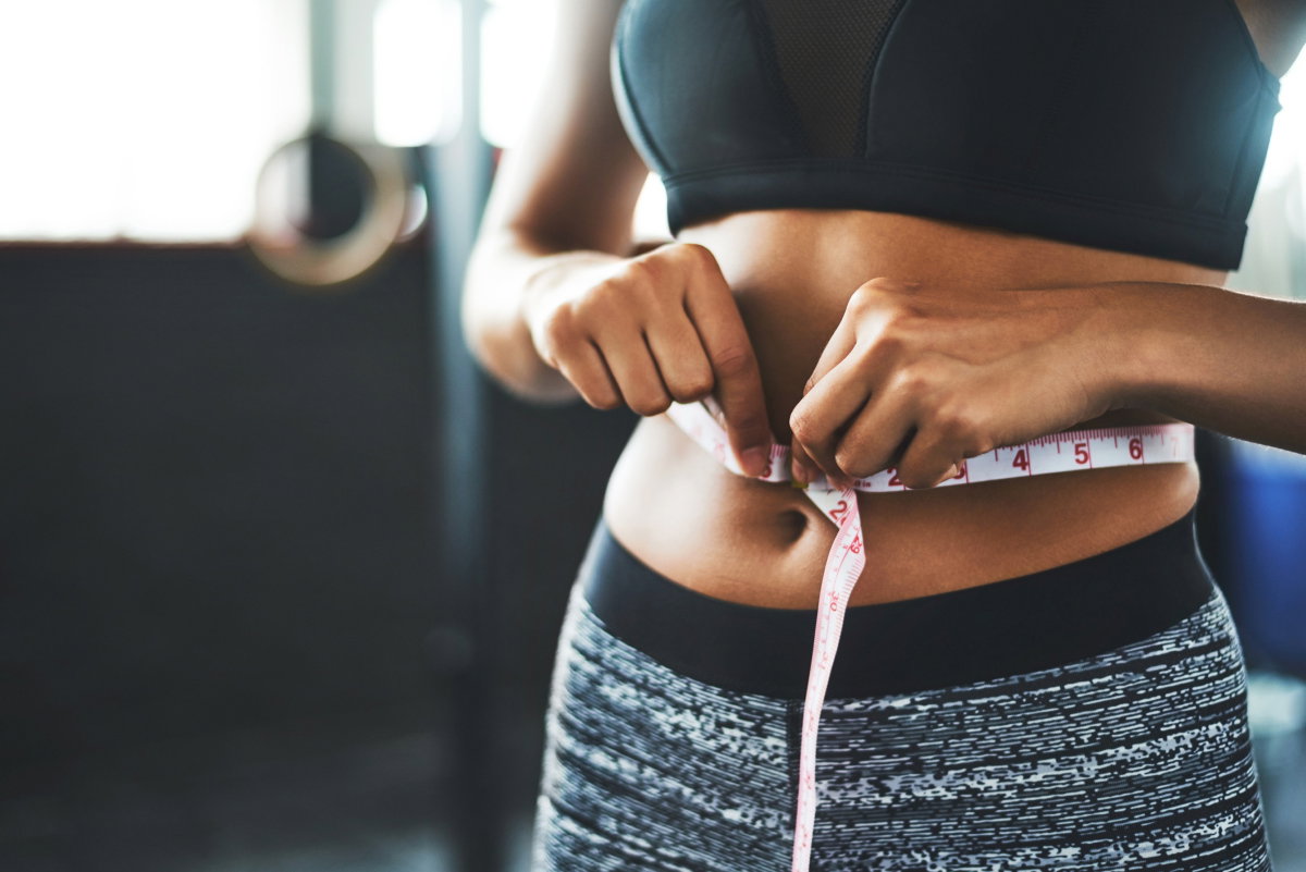 Bei Reverse Dieting wird die Kalorienzufuhr langsam wieder erhöht, um das Gewicht zu halten.