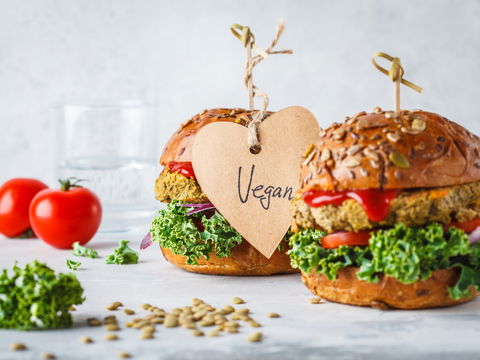 Sind vegane Burger-Patties gesünder als die Fleischvariante?