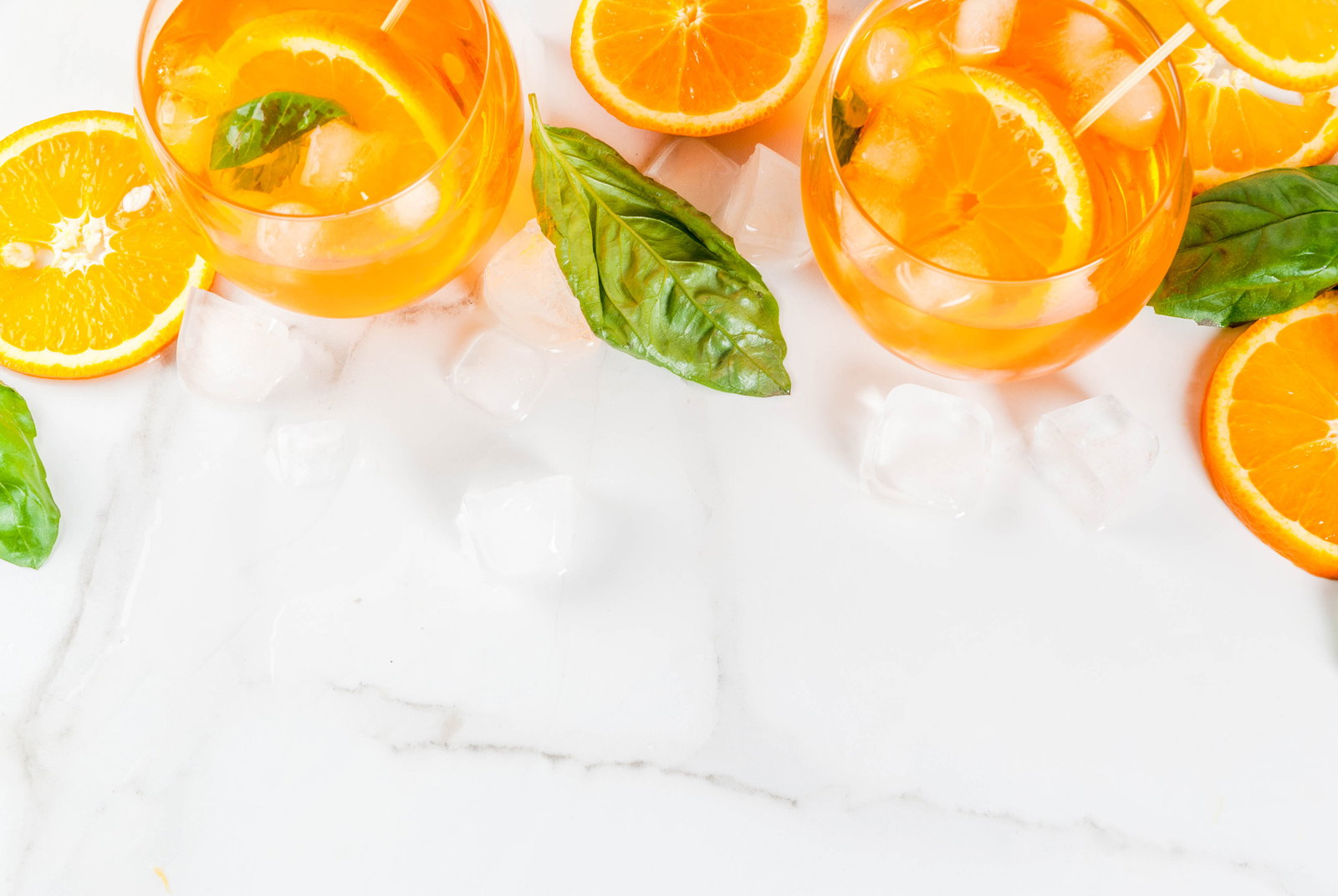 Rezept: Orangen-Basilikum-Limonade ohne Zucker