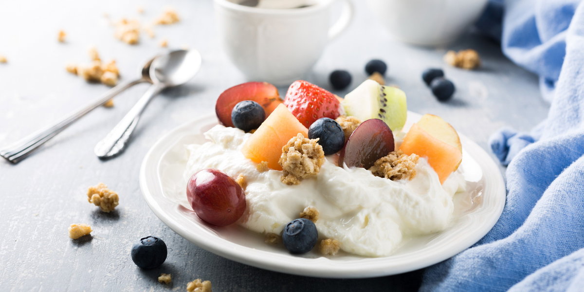 Abnehmen mit Quark: Proteinreich Gewicht verlieren