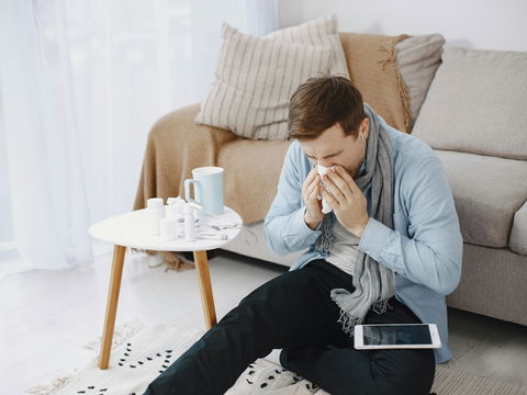 Rhinosinusitis: Dauerschnupfen kann Schlaf belasten