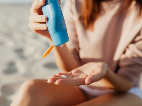 Sonnencreme vom Vorjahr – so prüfen Sie, ob der Schutz noch wirkt