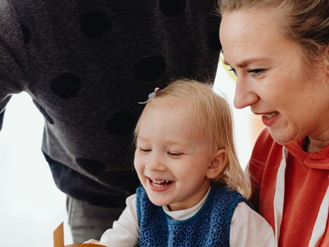 Internationaler Kindertag: Warum das größte Geschenk für unsere Kinder glückliche (und entspannte) Eltern sind