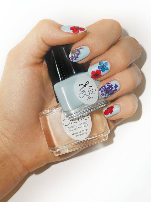 Flower Manicure von Ciaté