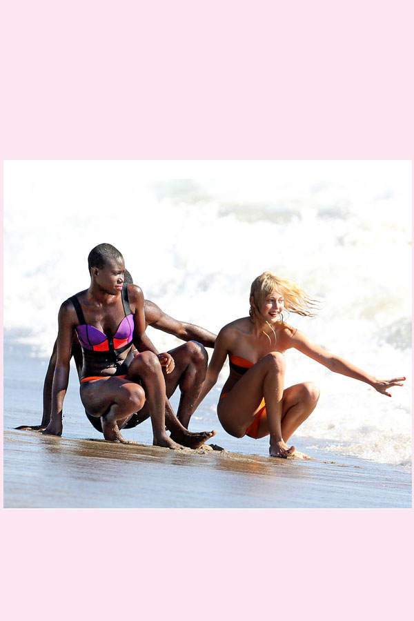 GNTM 2014: Surf-Übung am Strand