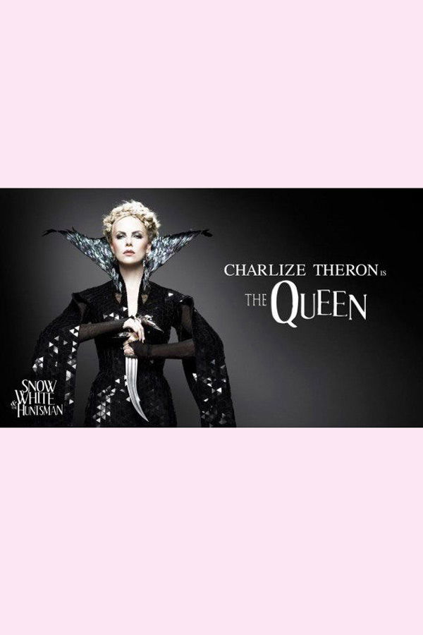 Charlize Theron auf dem Filmplakat zu Schneewittchen