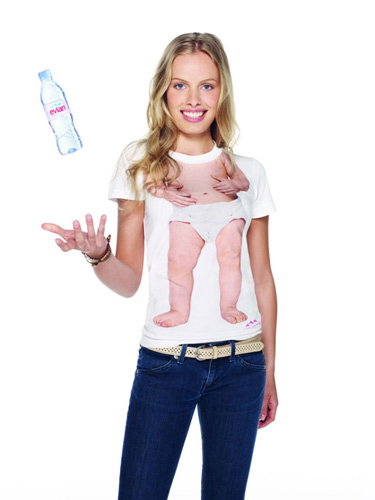 Jana macht Evian-Werbung