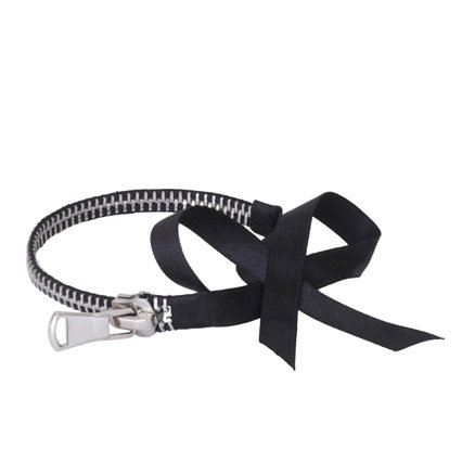 Ausgefallenes Armband mit Schleife