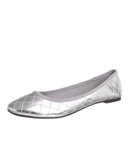 Silberfarbene Ballerinas