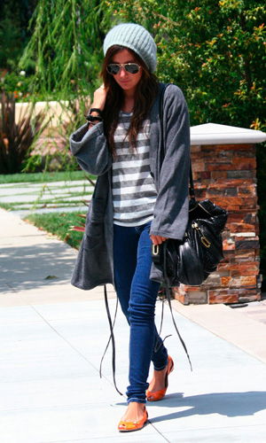 Ashley Tisdale im lässigen Outfit