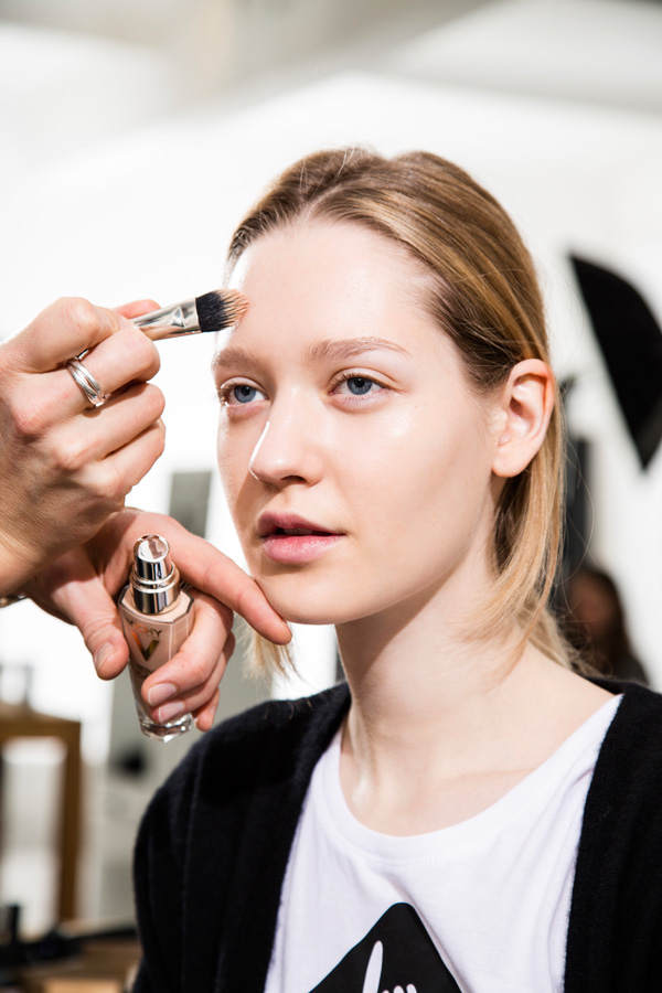 Nude Make-up: Grundierung