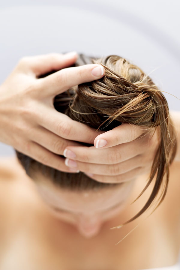 Haare beim Waschen schonen