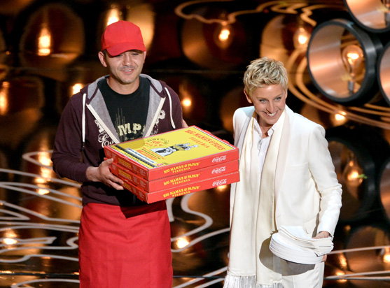 ellen-degeneres-pizzaparty-1925327.jpg