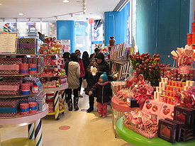 suessigkeitenlaeden-in-newyork-275x206-bild-5-1100788.jpg