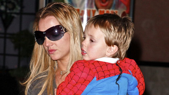 britney-spears-und-sohn-sean-557x313-801729.jpg