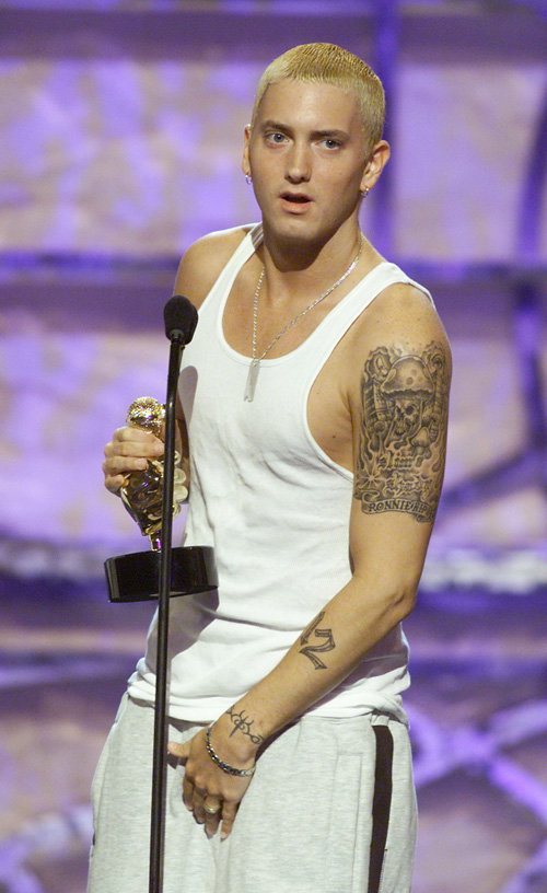 eminem-frisur-398736.jpg