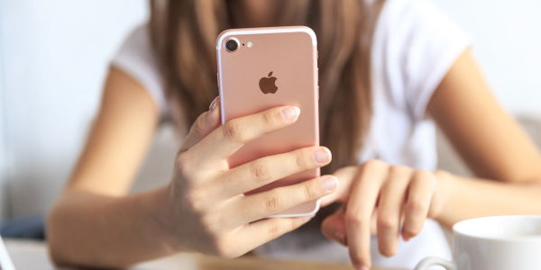 Studie: Werden iPhone-Besitzer ohne ihr Handy dümmer?