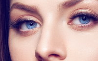 Lange Wimpern ohne künstliche Verlängerung? So geht’s!