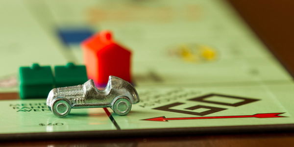 Keine Chance für Schummler - mit dem Monopoly Notfall Chat