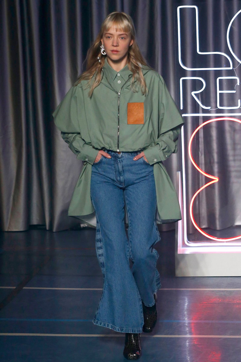 Relaxed Fit Jeans