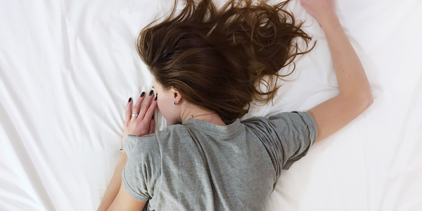 Ausschlafen am Wochenende: Gefährlich oder gesund?