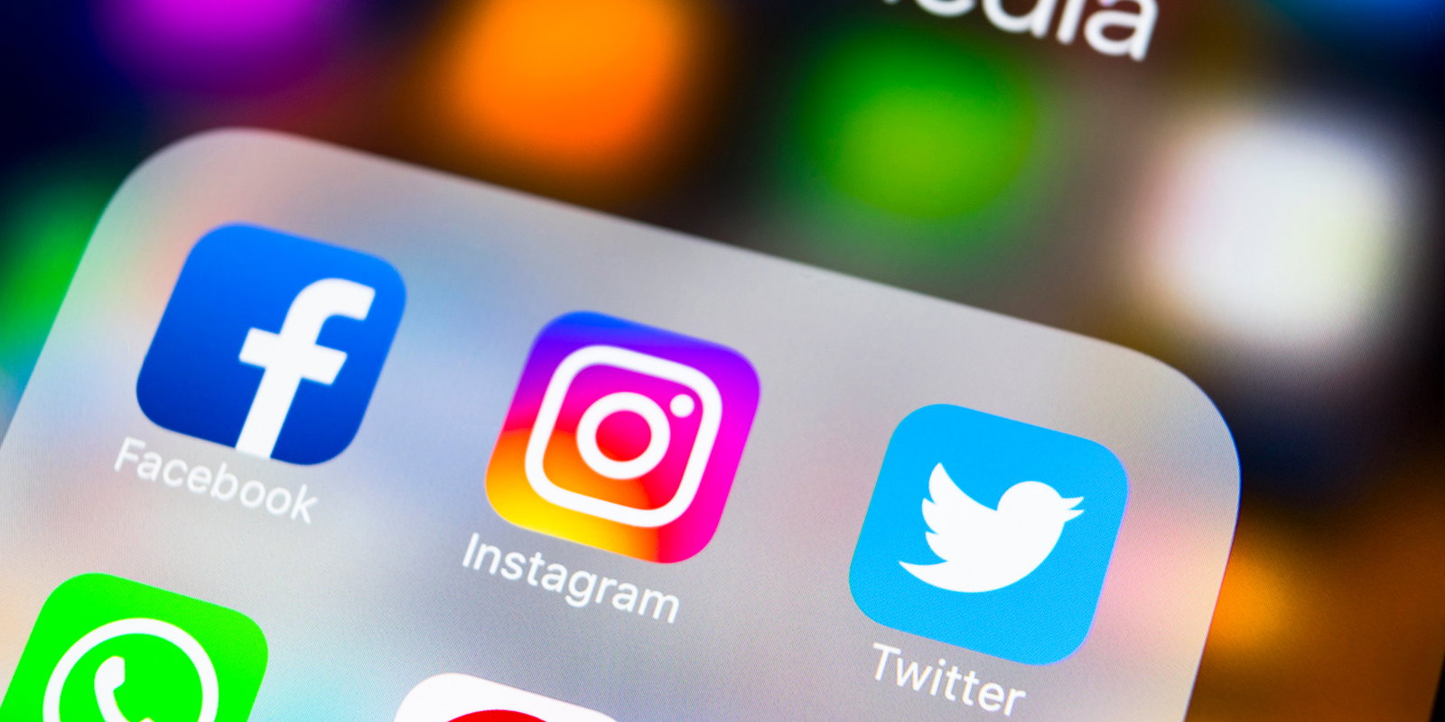 instagram blauer haken quer 