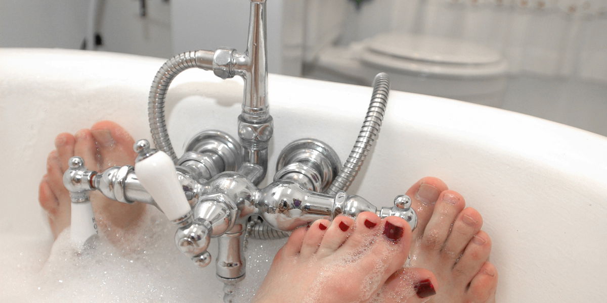 Sperma in der Badewanne: Kann ich davon schwanger werden?