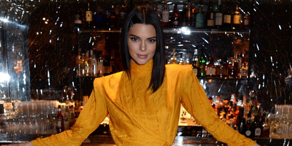 So bekommst du Augenbrauen wie Kendall Jenner!