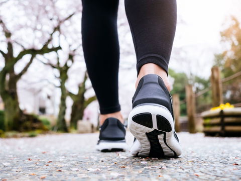 Intervall-Gehen: 5 einfache Tipps für mehr Fitness ohne Stress