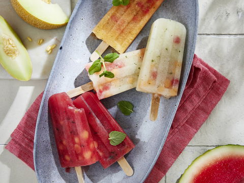 Nur 33 Kalorien: Dieses dreifarbige Melonen-Eis ist die gesündeste Erfrischung des Sommers