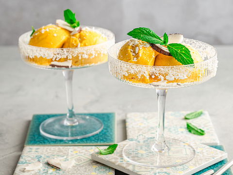 Ohne Sahne oder künstliche Zusätze: Die blitzschnelle Mango-Nicecream für heiße Tage
